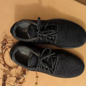 allbirds WR M10 washable Wool Runner Mizzles weather resistant shoe dark gray